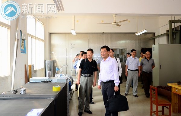 湖南省矿产资源安全绿色开发协同创新座谈会在湖南科技大学召开