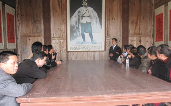 【“迎接党代会 聚焦党总支”之十三】思政部党总支创新工作方法“聚人心、促和谐”