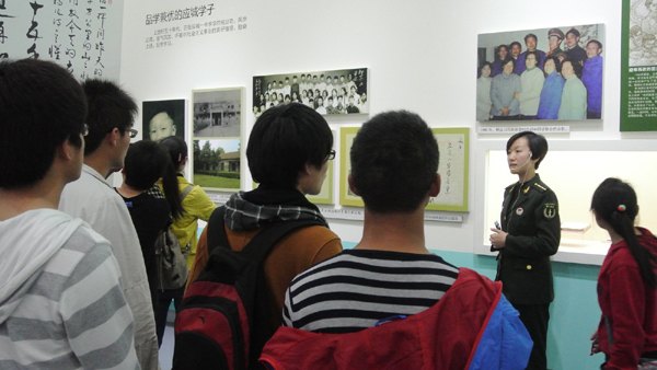 【“迎接党代会 聚焦党总支”之十三】思政部党总支创新工作方法“聚人心、促和谐”