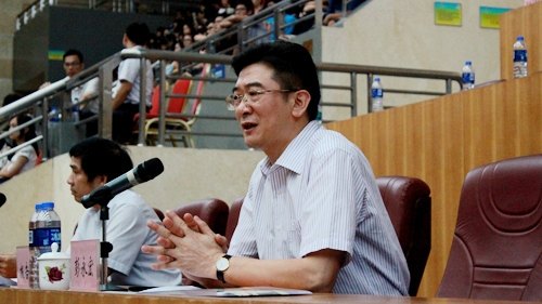 开启“大学梦” 融入“中国梦”