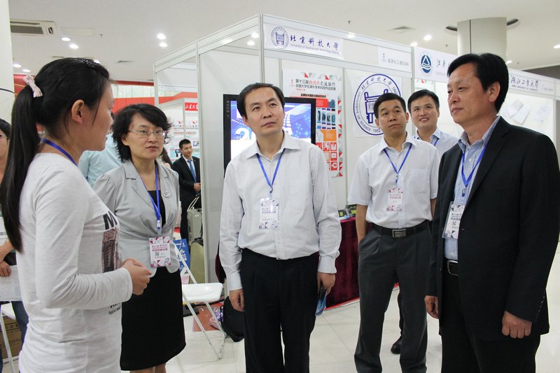 许昌学院在第十三届“挑战杯”全国大学生课外学术科技作品竞赛终审决赛中喜获佳绩