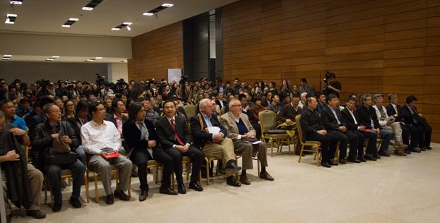 ʱ����ף���������չ�ڹ�����Ļ