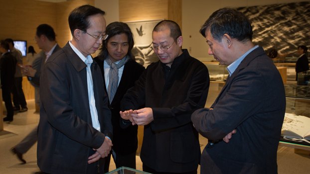 ʱ����ף���������չ�ڹ�����Ļ