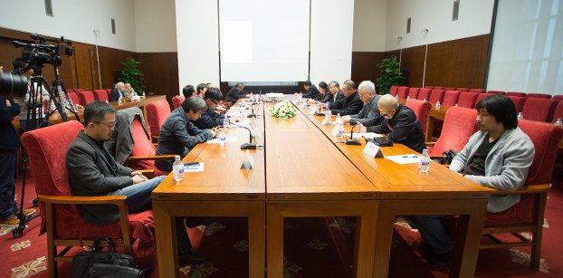 ʱ����ף���������չ�ڹ�����Ļ