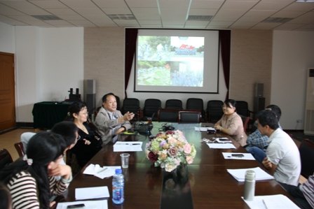 华东理工大学杨苏教授来社科部交流实践教学工作