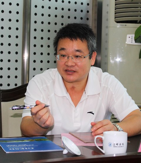 耶鲁大学宋雅杰教授一行来校洽谈合作办学事宜