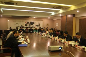 ɽ��ʡ��У�����γ̽�������С����ɽ������ְҵѧԺ�������