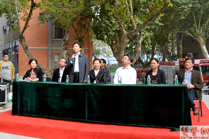 ����Ƶ���Ͼ�����ѧԺ����2013���＾�߲㹫Ԣ��������