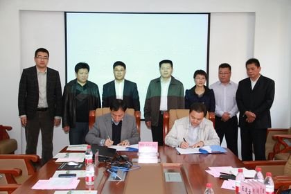 ѧУ�뽭��ʡ����н���У�غ���Ǣ̸