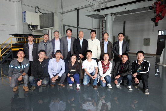 哈工大原校长杨士勤教授到泰州南京理工大学研究院指导工作