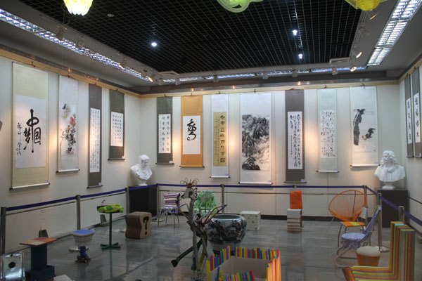 翰墨歌盛世 丹青谱华章--皖西学院第二十二届书画作品展成功举办