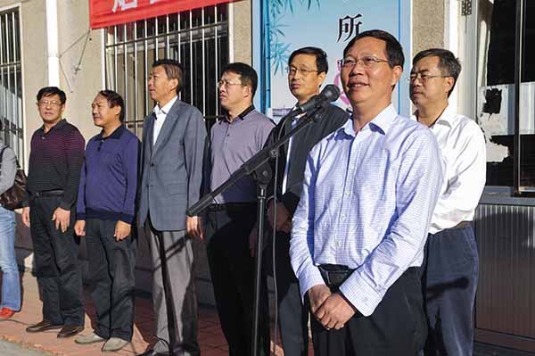 ѧУ���е�ʮ��������ݽ�ְ��Ȥζ�˶���