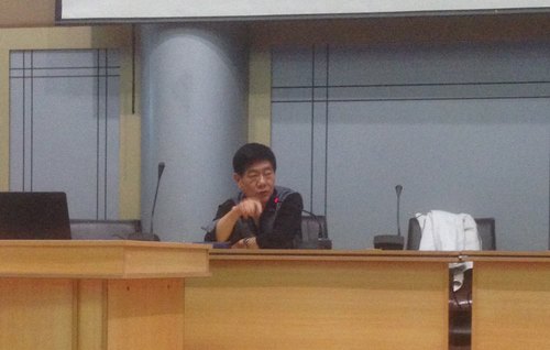 轻工学部为13级新生举办第二期入学教育之名师讲坛