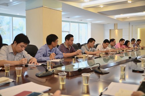 【群众路线教育】学院召开各总支(直属党支部)民主生活会工作布置会
