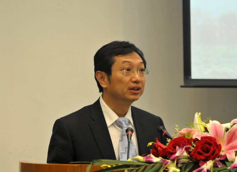 学校召开2014年毕业生就业信息发布会暨东华大学毕业生就业工作指导委员会第十二次年会(图)