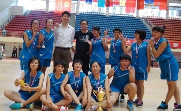 长沙师范学校荣获2013年湖南省大学生篮球赛学院女子组季军