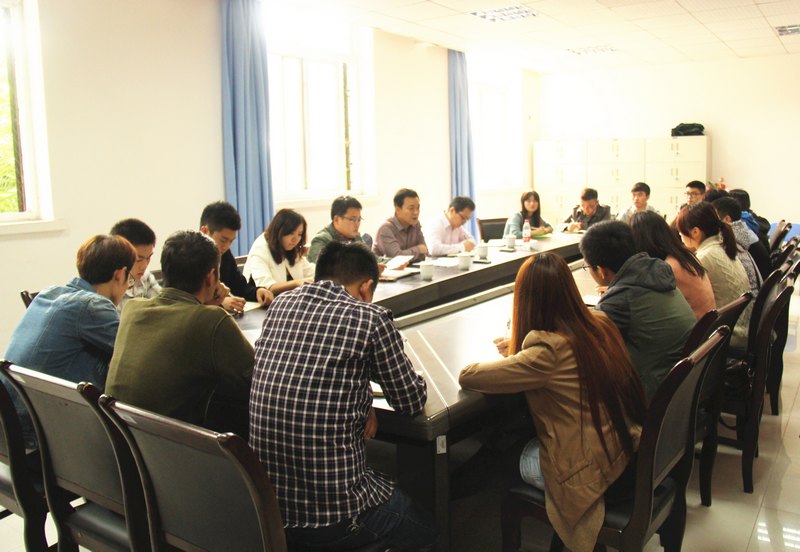 听学生心声,走群众路线2013年学生座谈会顺利召开