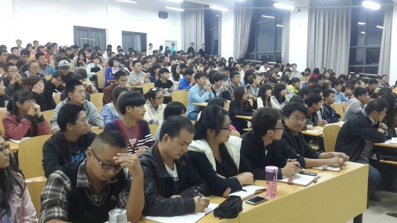 “人生知性更健康”--记“商院讲坛”之大学生性健康教育讲座