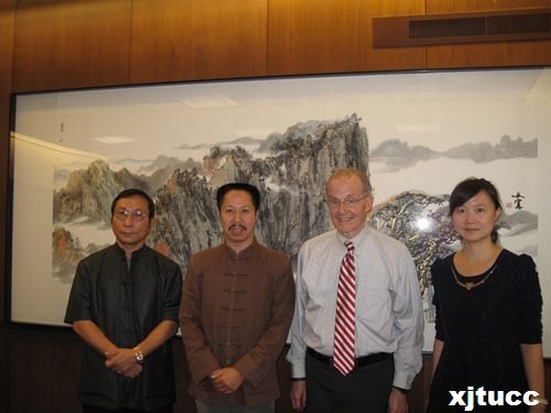 《解安宁山水画展》、《杨大名花鸟画展》在美国内布拉斯加州林肯大学胜利闭幕