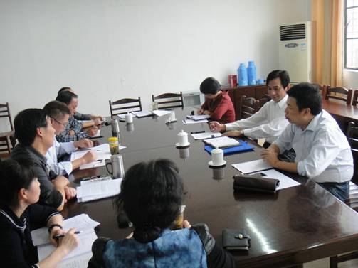 (图文)工商学院召开党的群众路线教育实践活动专题民主生活会
