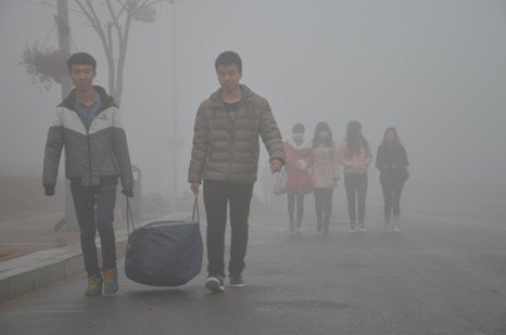 建筑与规划学院开展捐助农民贫困家庭活动