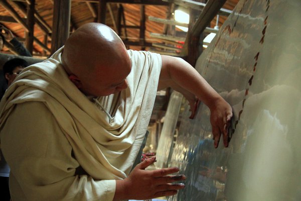 中非陶瓷文化艺术交流项目系列报道之六——非洲艺术家与景德镇陶瓷学院师生交流陶瓷艺术创作心得