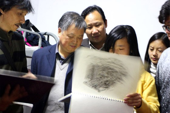 汪建利深入写生基地看望艺术写生师生