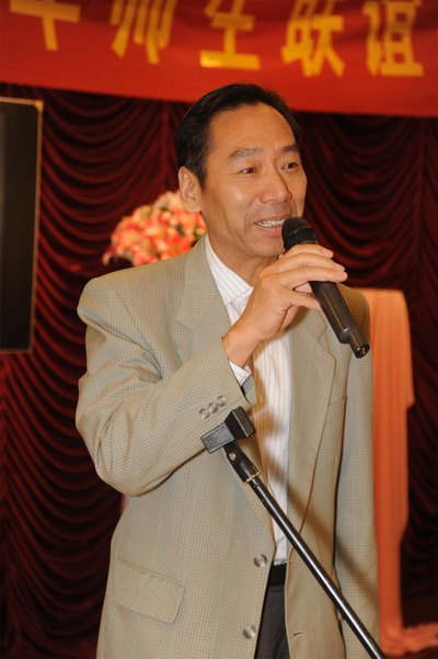 常州工学院80机电班举办毕业30周年师生联谊会