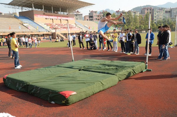机电学院举办“科达杯”第九届田径运动会