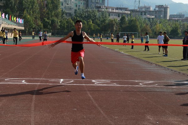 机电学院举办“科达杯”第九届田径运动会