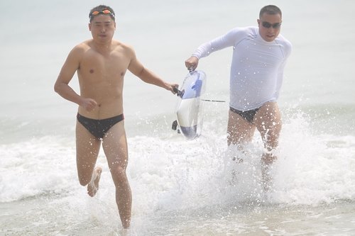 惠州学院纪纲老师囊获第十五届全国救生锦标赛八项大奖