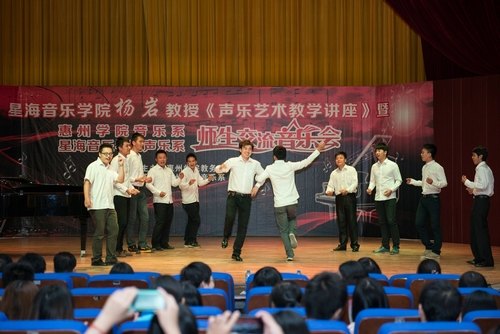 ��������������  ʦ�������ٷ�չ