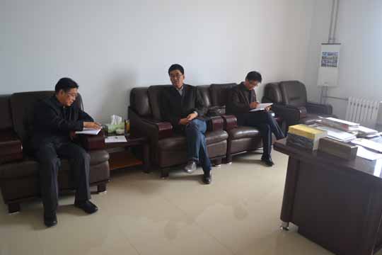 ����ѧԺԺ�쵼��չ����Ⱥ��·�߽���ʵ���̸��̸���