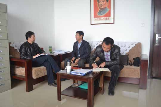 ����ѧԺԺ�쵼��չ����Ⱥ��·�߽���ʵ���̸��̸���