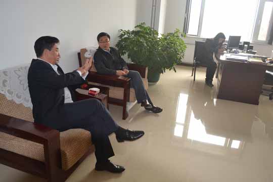 ����ѧԺԺ�쵼��չ����Ⱥ��·�߽���ʵ���̸��̸���