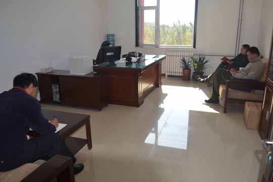 ����ѧԺԺ�쵼��չ����Ⱥ��·�߽���ʵ���̸��̸���