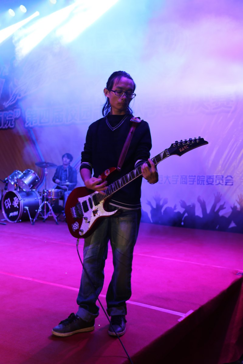 ��־���ķ��й���•�ֳ�����Ѥ�ഺ��У԰ʮ�Ѹ��ִ���Բ���ɹ�