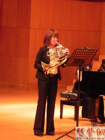 第二届青年教师技能展演声乐、器乐专场精彩上演