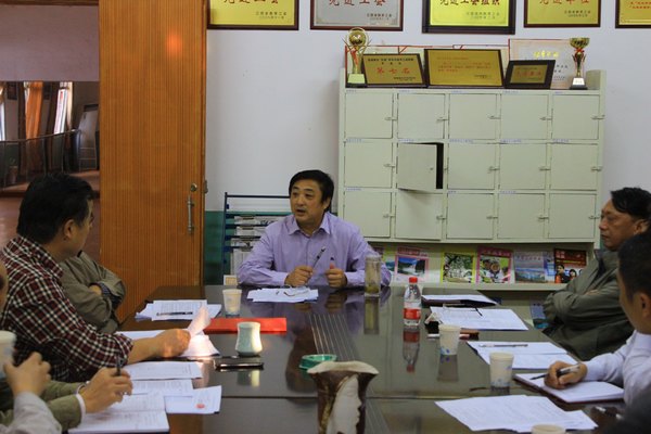 抓好整改落实 重在建章立制——校党委书记冯林华深入工会现场办公