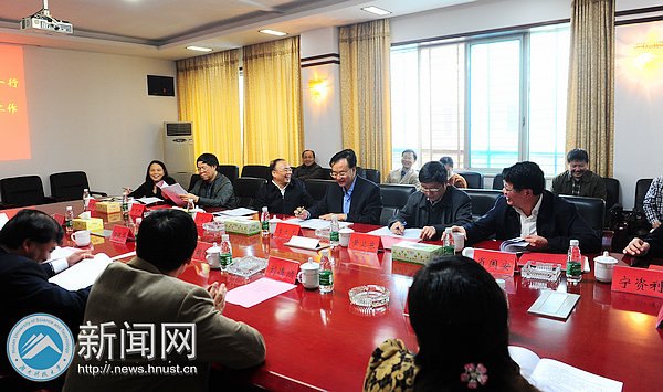 副省长李友志一行视察湖南科技大学