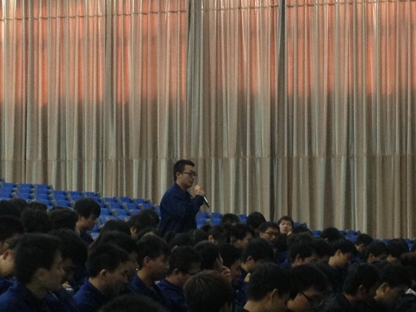 机械系2012级第一批学生赴四维顶岗实习