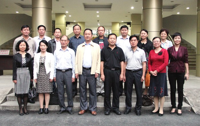 广西师范学院召开南宁市部分校友座谈会