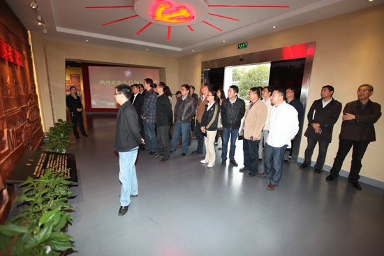 南京理工大学泰州科技学院组织参观泰州市反腐倡廉教育馆