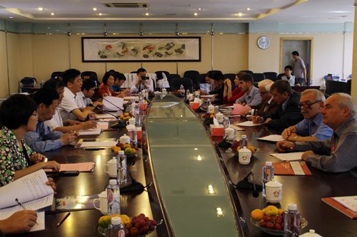 乌克兰国家科学院来宾莅临惠州学院