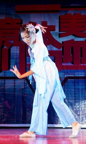 “1+1+1” 你我他让晚会更出彩