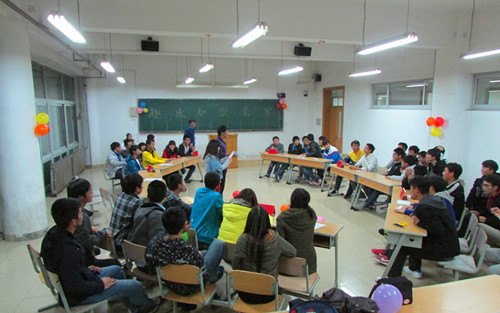 机械工程系举办趣味知识竞赛