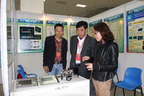 第九届中国?湖北产学研合作项目洽谈会湖北工业大学成果丰硕