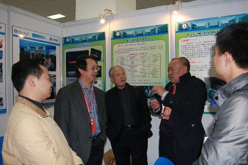 第九届中国?湖北产学研合作项目洽谈会湖北工业大学成果丰硕