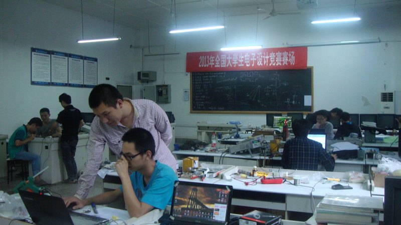 城科学子荣获全国大学生电子设计竞赛重庆市二等奖
