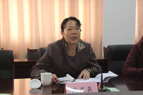 ֣��ְҵ����ѧԺӭ��֣�ݵط���Уѧ������ʾ���Խ��蹤�����